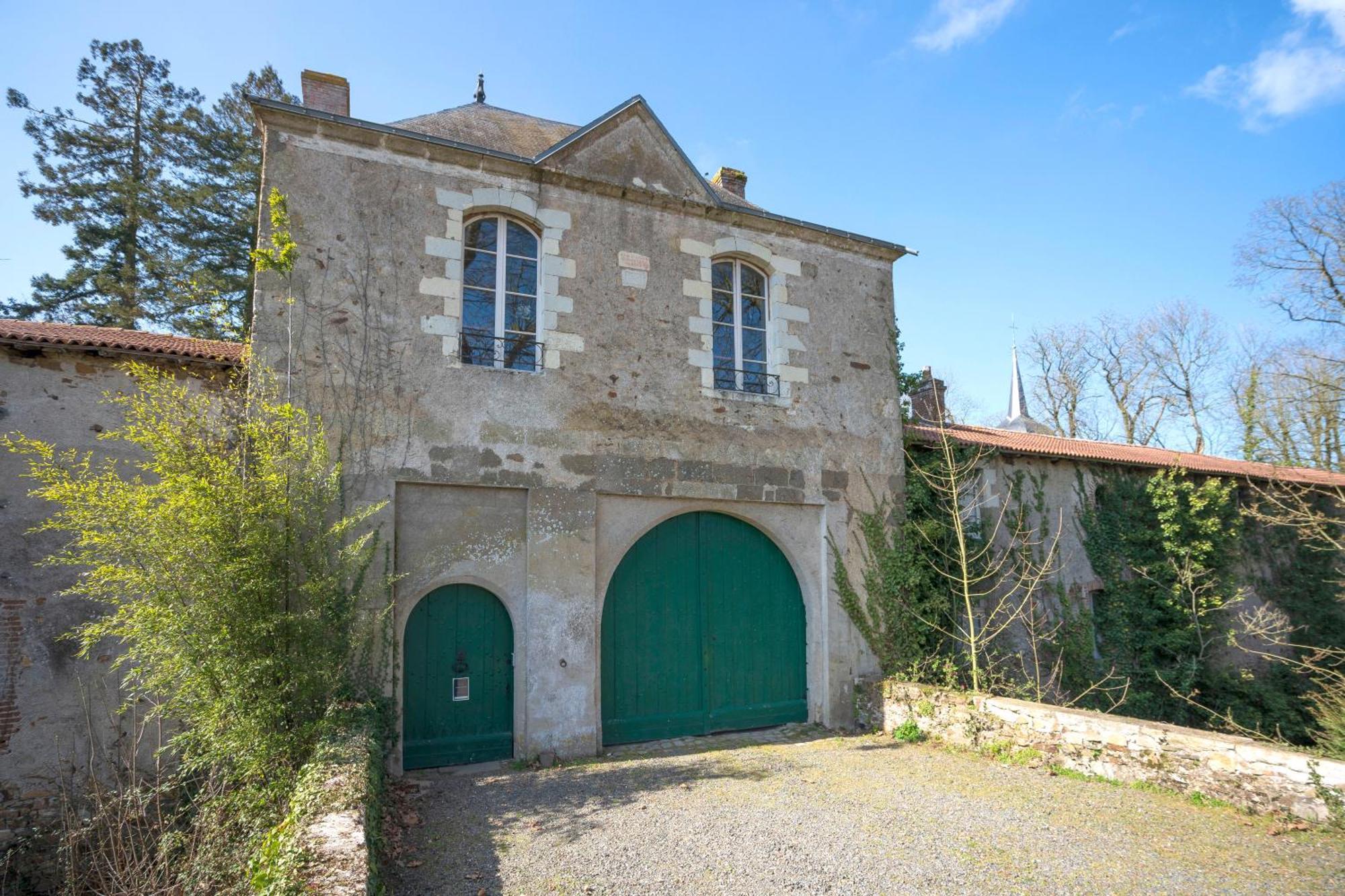 Chateau De La Tourlandry Chemille-en-Anjou Exterior photo